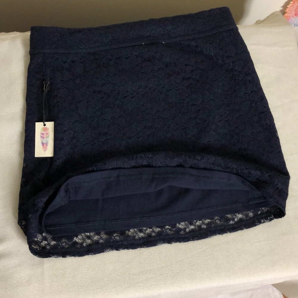 Forever 21 Navy Blue Skirt size 12 - Picture 3 of 8